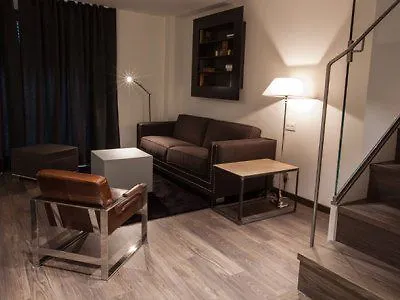 Cosmo Apartments Consell De Cent - Plaza Universitat Barcelona 0*,  Španělsko