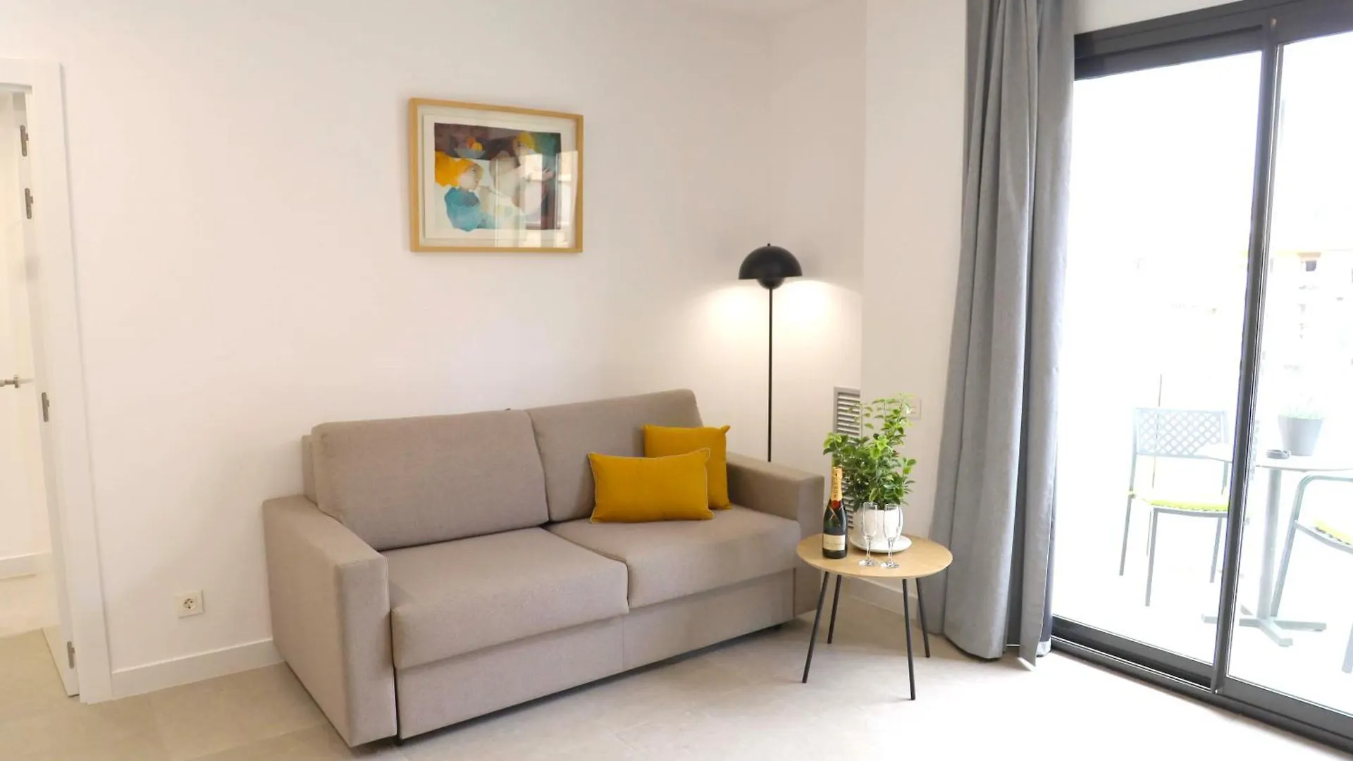 Cosmo Apartments Consell De Cent - Plaza Universitat Barcelona