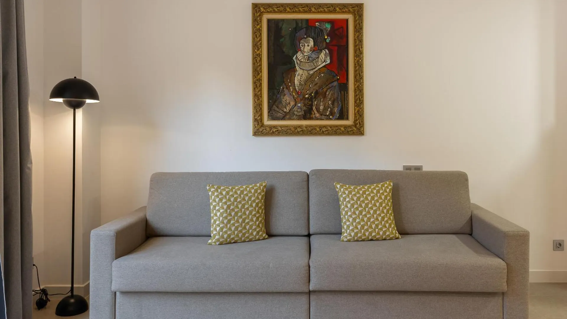 Cosmo Apartments Consell De Cent - Plaza Universitat Barcelona 0*,  Španělsko
